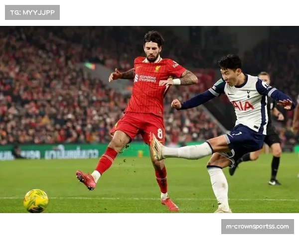 利物浦逆转热刺展现战术弹性 斯洛特边后卫插上战术奏效